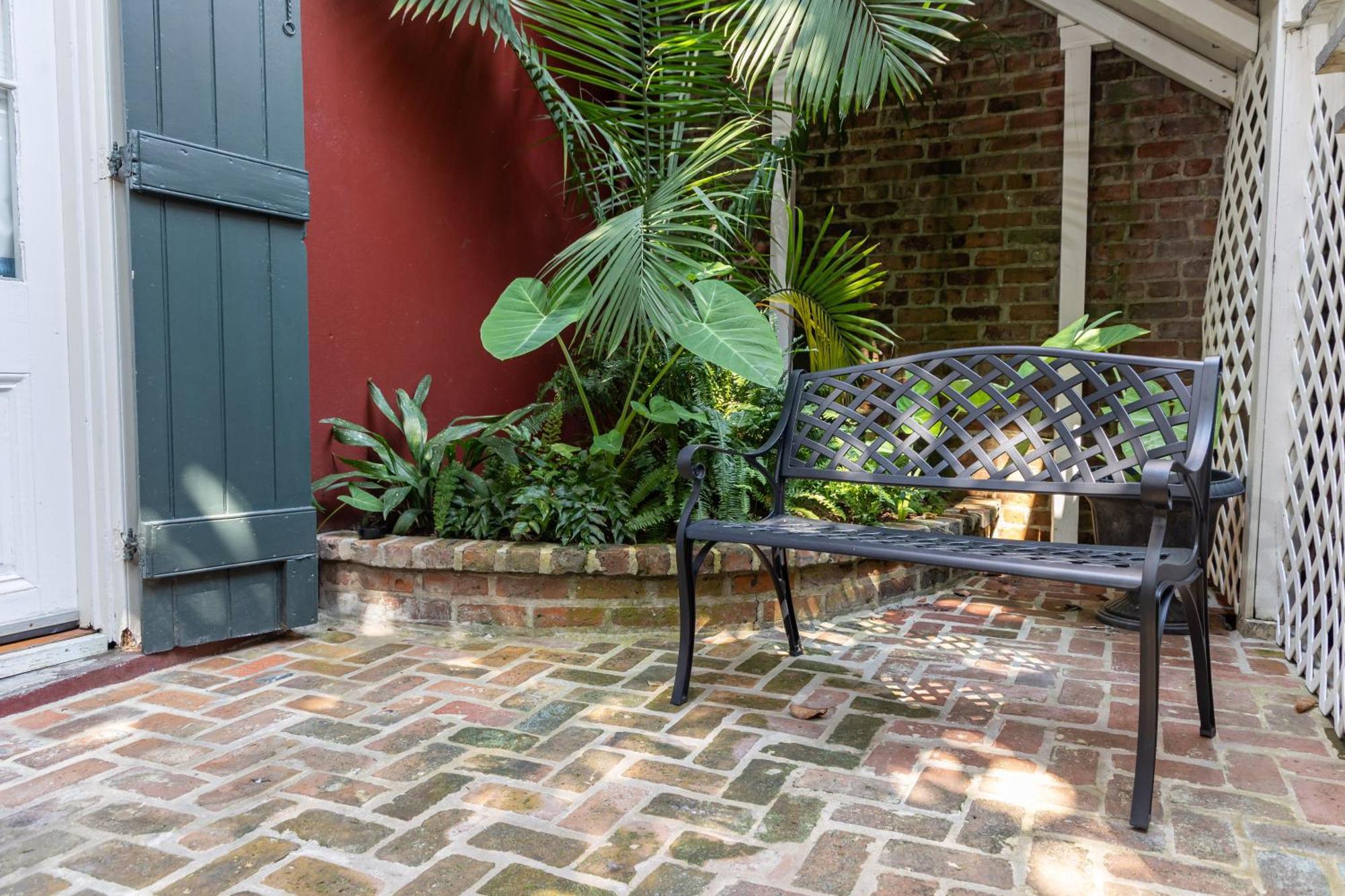 Inn On St. Peter, A French Quarter Guest Houses Property Nowy Orlean Zewnętrze zdjęcie