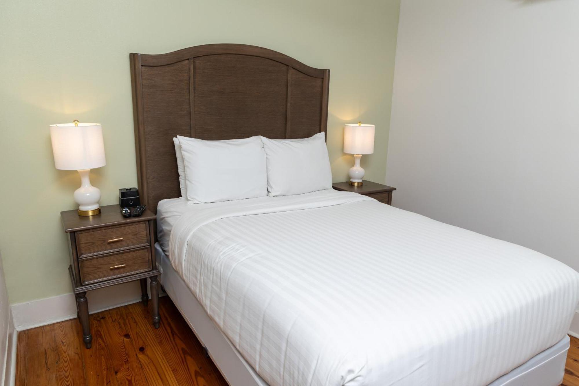 Inn On St. Peter, A French Quarter Guest Houses Property Nowy Orlean Zewnętrze zdjęcie